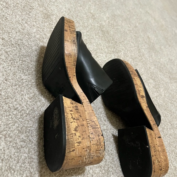 ZARA slides - Picture 5 of 7
